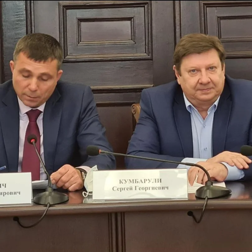 Вопросы обновления автопарка общественного транспорта обсудили в ЗСК.